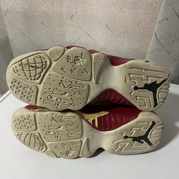 Jordan Kids Sneakers Red and White - Picture 4 of 5